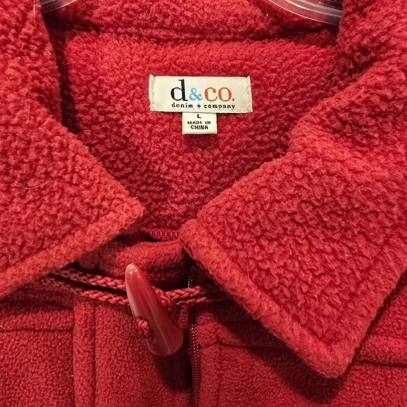 Red Jacket with Warm Material and Long Length - Picture 3 of 3